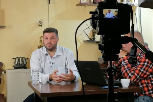 De ce vestea cu Veștea…